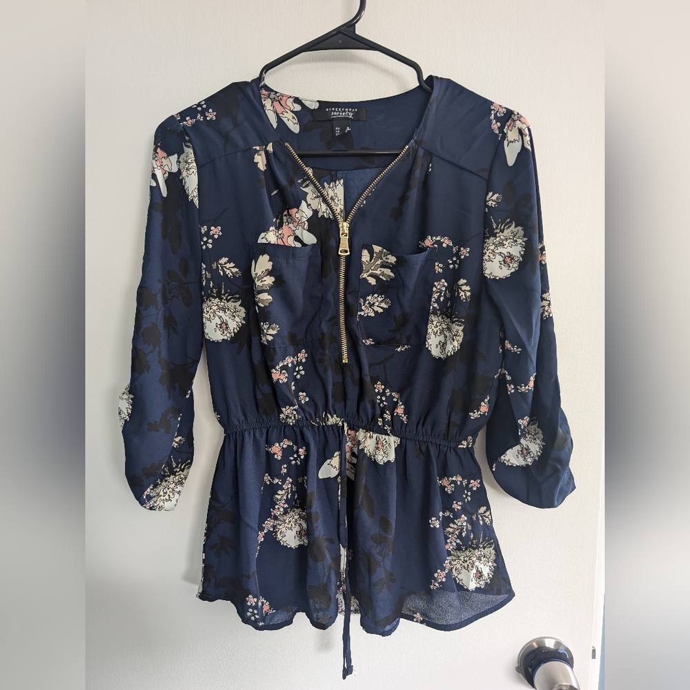 Streetwear Society Floral Navy Blouse with zipper